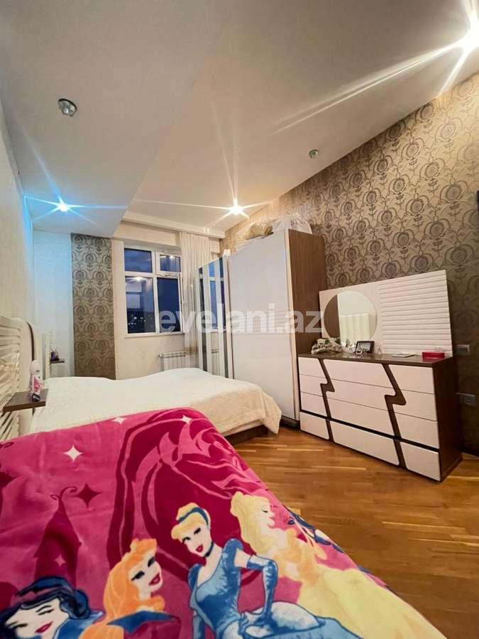 Satılır, yeni tikili, 2 otaqlı, 70 m², Bakı, Xətai r, Həzi Aslanov m.