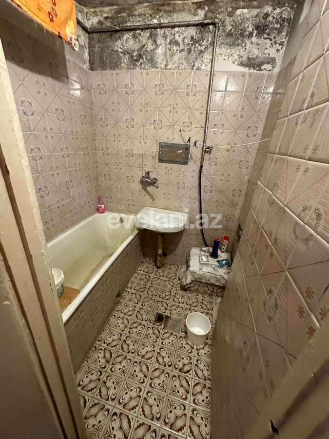 Продаётся, вторичка, 3-комнаты, 70 m², Баку, Ясамальский r, Элмляр Академиясы m.