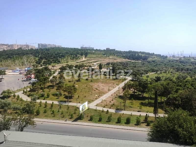 Sale, old building, 3 room, 70 m², Baku, Khatai r, Ahmedli d, Hazi Aslanov m.