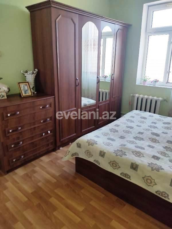Sale, old building, 3 room, 70 m², Baku, Khatai r, Ahmedli d, Hazi Aslanov m.