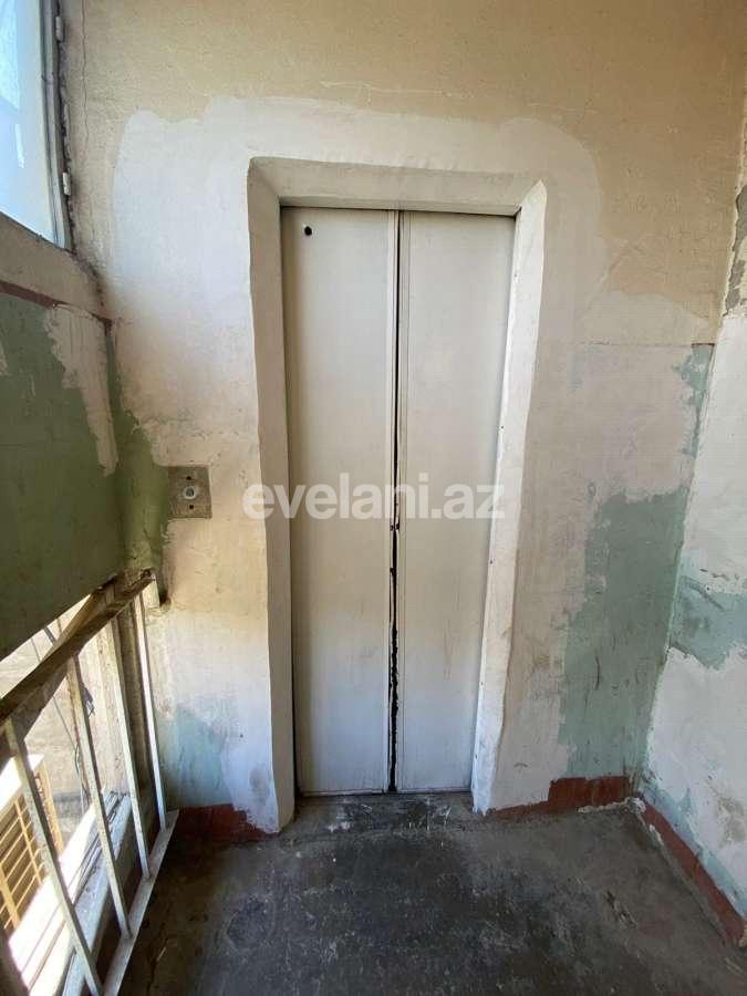 Satılır, köhnə tikili, 3 otaqlı, 86 m², Bakı, Nizami r, 8-ci kilometr q, Xalqlar Dostluğu m.