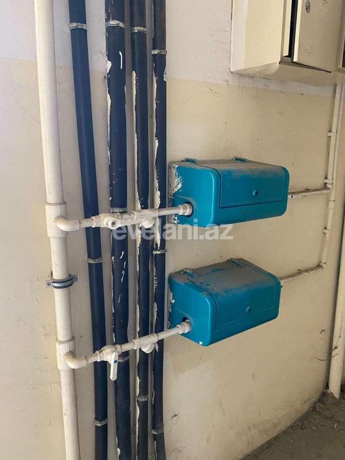 Satılır, köhnə tikili, 3 otaqlı, 86 m², Bakı, Nizami r, 8-ci kilometr q, Xalqlar Dostluğu m.