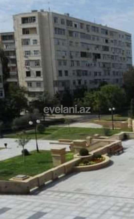 Satılır, köhnə tikili, 3 otaqlı, 86 m², Bakı, Nizami r, 8-ci kilometr q, Xalqlar Dostluğu m.