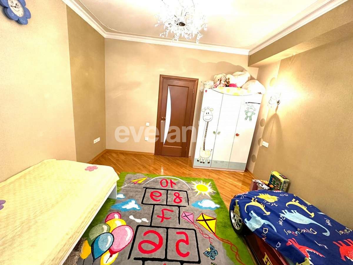 Satılır, yeni tikili, 4 otaqlı, 160 m², Bakı, Nəsimi r, Memar Əcəmi m.