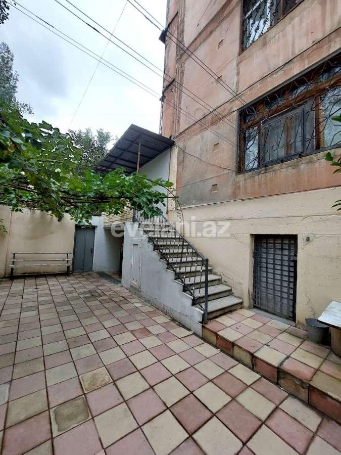 Сдаётся, вторичка, 2-комнаты, 154 m², Баку, Сабунчинский r, Бакиханова p, Нефтчиляр m.