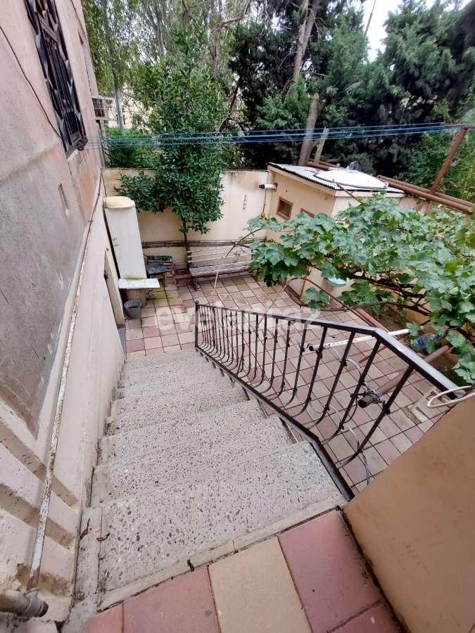 Сдаётся, вторичка, 2-комнаты, 154 m², Баку, Сабунчинский r, Бакиханова p, Нефтчиляр m.