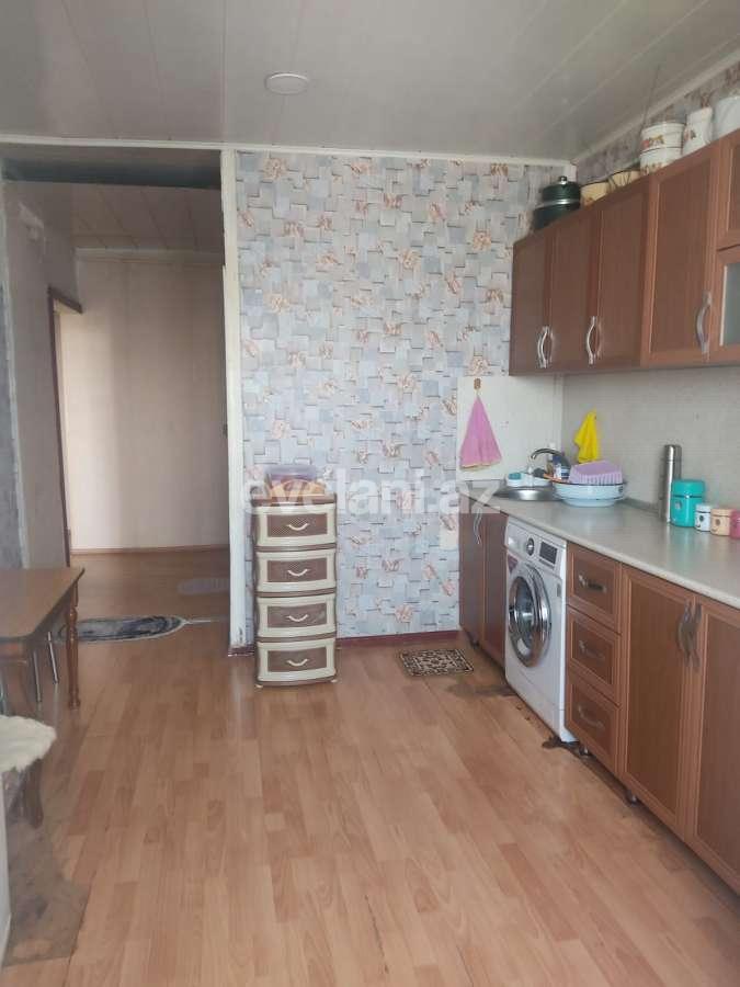 Sale, old building, 3 room, 75 m², Baku, Khatai r, Ahmedli d, Hazi Aslanov m.