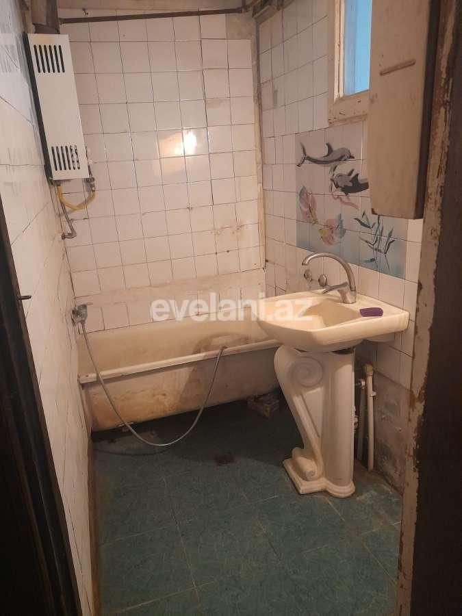 Satılır, köhnə tikili, 2 otaqlı, 55 m², Bakı, Nizami r, 8-ci kilometr q, Xalqlar Dostluğu m.