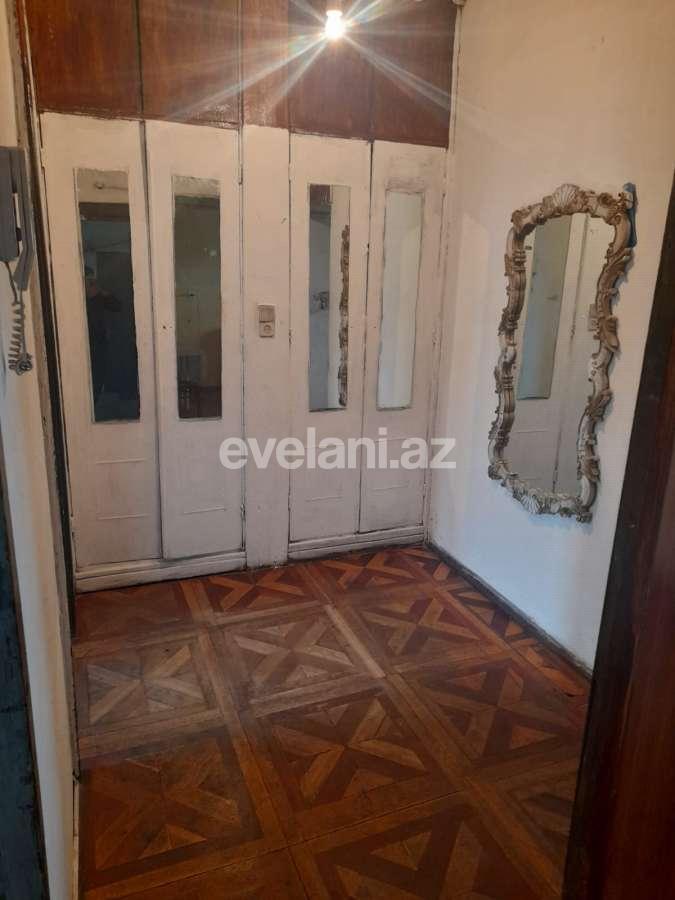 Satılır, köhnə tikili, 2 otaqlı, 55 m², Bakı, Nizami r, 8-ci kilometr q, Xalqlar Dostluğu m.
