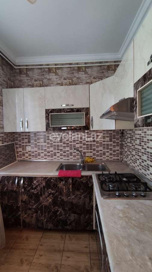 Kirayə verilir, köhnə tikili, 2 otaqlı, 45 m², Bakı, Nəsimi r, 3-cü mikrorayon q, Memar Əcəmi m.