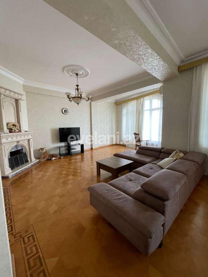 Rent, new building, 4 room, 160 m², Baku, Sabail r.