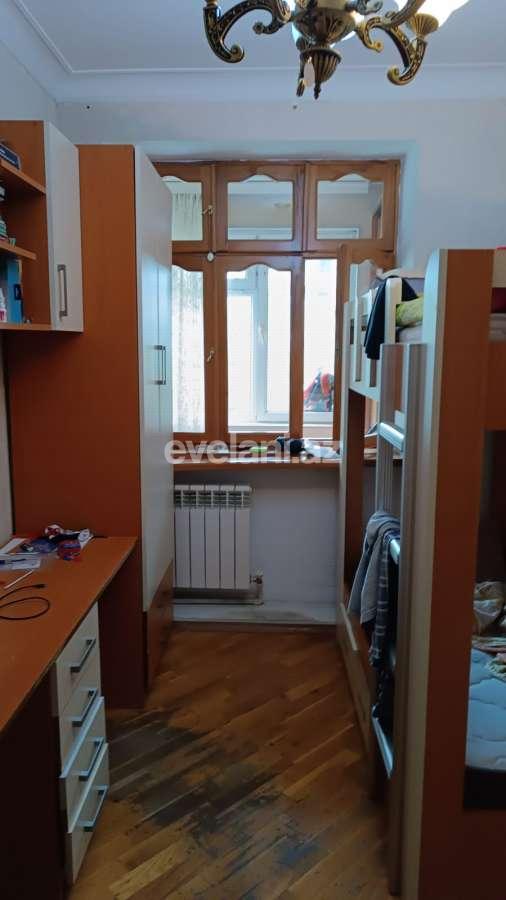 Sale, old building, 3 room, 85 m², Baku, Yasamal r, Elmlar Akademiyası m.