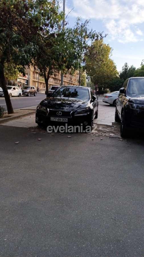 Sale, old building, 3 room, 85 m², Baku, Yasamal r, Elmlar Akademiyası m.