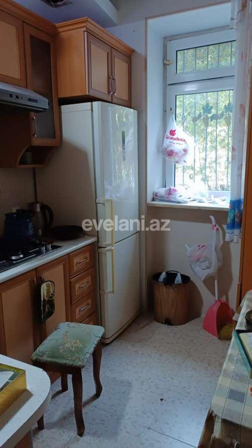 Sale, old building, 3 room, 85 m², Baku, Yasamal r, Elmlar Akademiyası m.