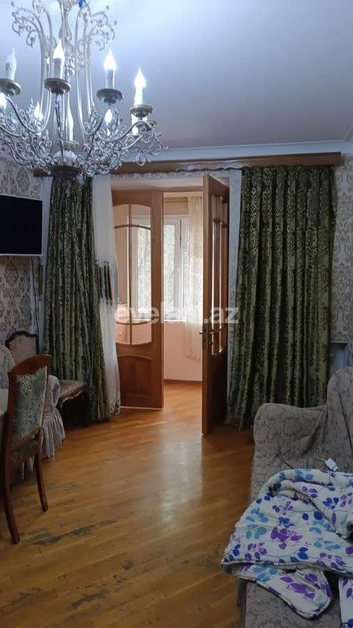 Sale, old building, 3 room, 85 m², Baku, Yasamal r, Elmlar Akademiyası m.