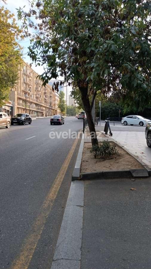 Sale, old building, 3 room, 85 m², Baku, Yasamal r, Elmlar Akademiyası m.