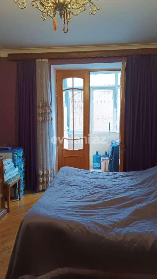 Sale, old building, 3 room, 85 m², Baku, Yasamal r, Elmlar Akademiyası m.