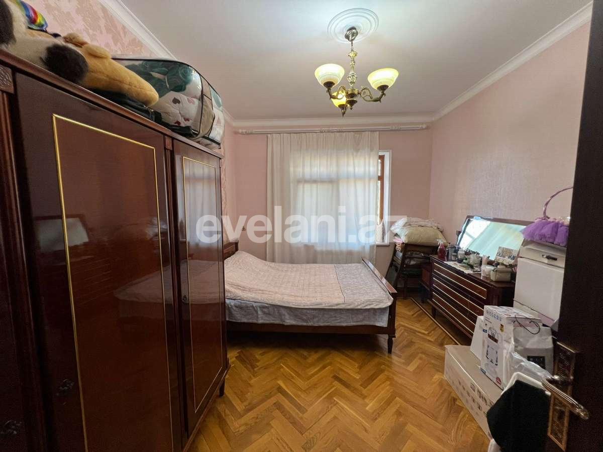 Продаётся, вторичка, 5-комнаты, 145 m², Баку, Бинагадинский r, Азадлыг проспекти m.