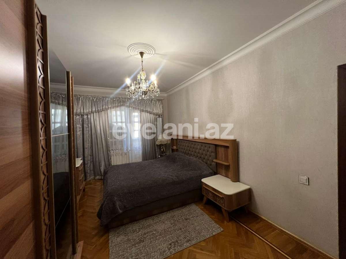 Продаётся, вторичка, 5-комнаты, 145 m², Баку, Бинагадинский r, Азадлыг проспекти m.