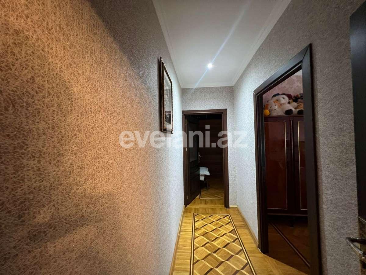 Продаётся, вторичка, 5-комнаты, 145 m², Баку, Бинагадинский r, Азадлыг проспекти m.