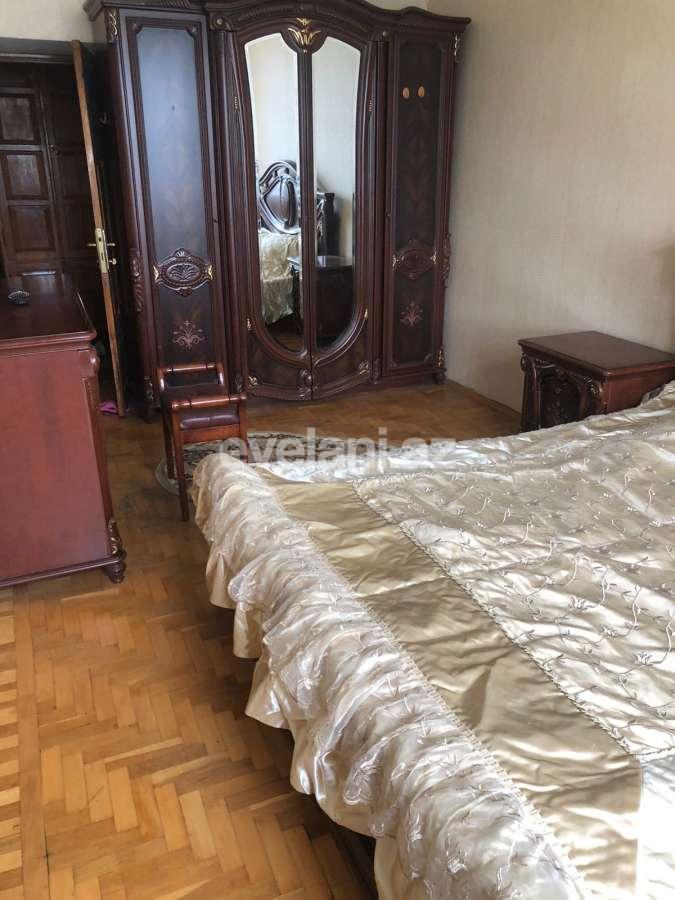 Rent, old building, 3 room, 120 m², Baku, Nasimi r.