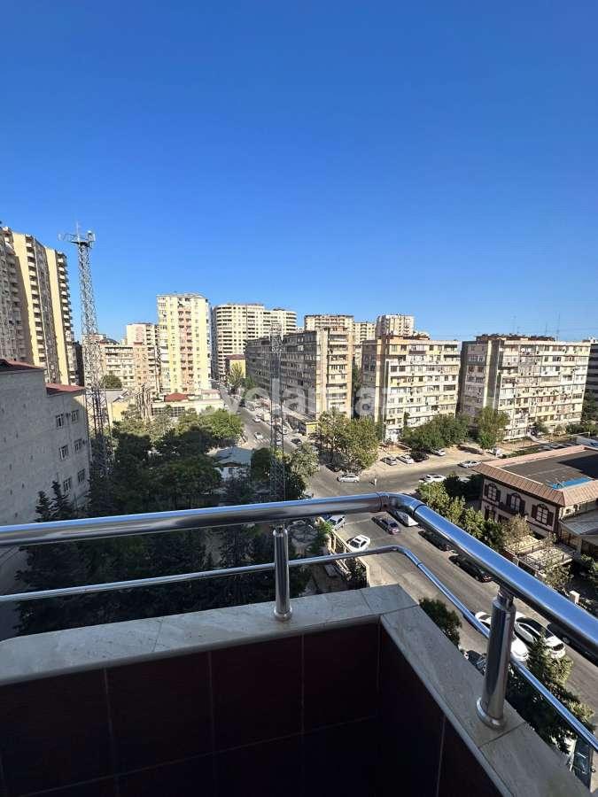 Satılır, yeni tikili, 2 otaqlı, 70 m², Bakı, Binəqədi r, 8-ci mikrorayon q, Azadlıq prospekti m.