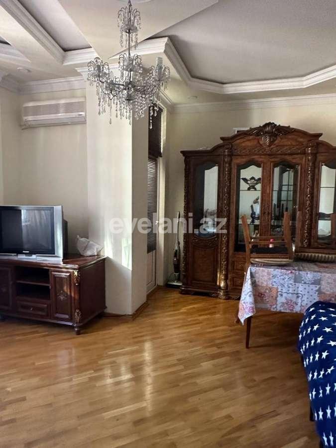 Satılır, yeni tikili, 2 otaqlı, 70 m², Bakı, Binəqədi r, 8-ci mikrorayon q.