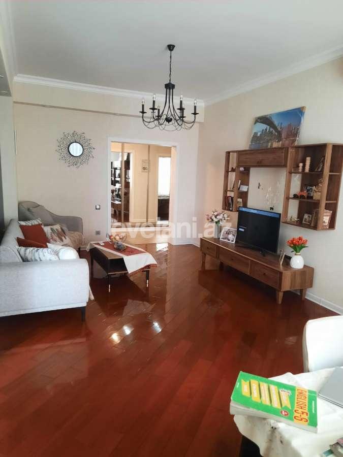 Satılır, yeni tikili, 3 otaqlı, 104 m², Bakı, Nizami r, Qara Qarayev m.