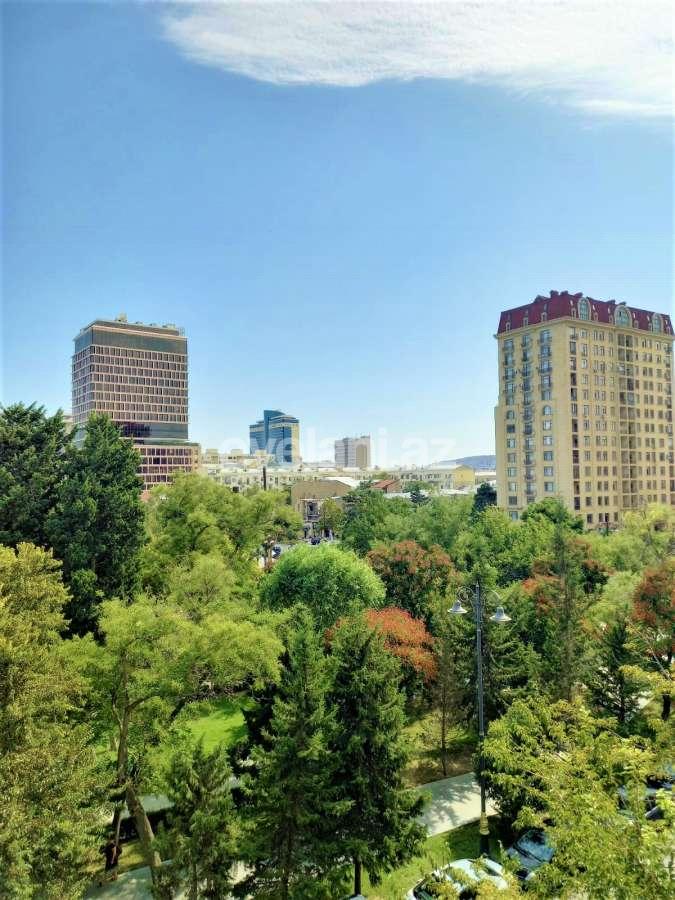 Kirayə verilir, köhnə tikili, 3 otaqlı, 85 m², Bakı, Nəsimi r, 28 may m.