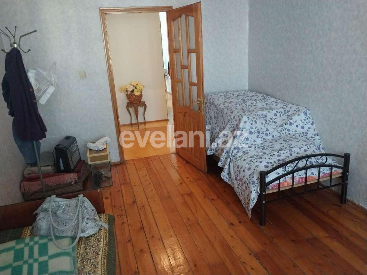 Kirayə verilir, köhnə tikili, 2 otaqlı, 65 m², Bakı, Binəqədi r, 8-ci mikrorayon q.