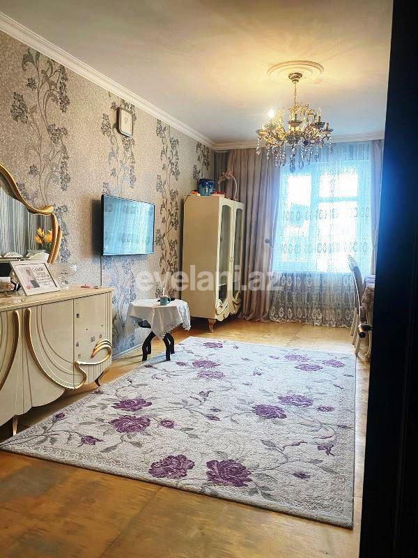 Satılır, köhnə tikili, 3 otaqlı, 80 m², Bakı, Nizami r, 8-ci kilometr q, Neftçilər m.