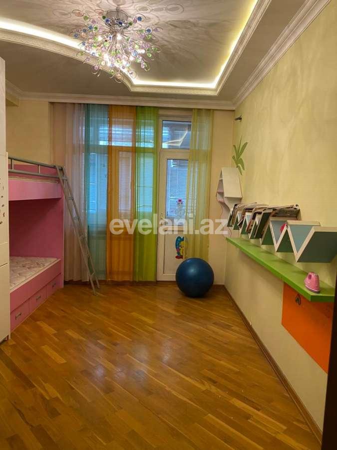 Satılır, yeni tikili, 4 otaqlı, 166.99 m², Bakı, Nərimanov r, 28 may m.