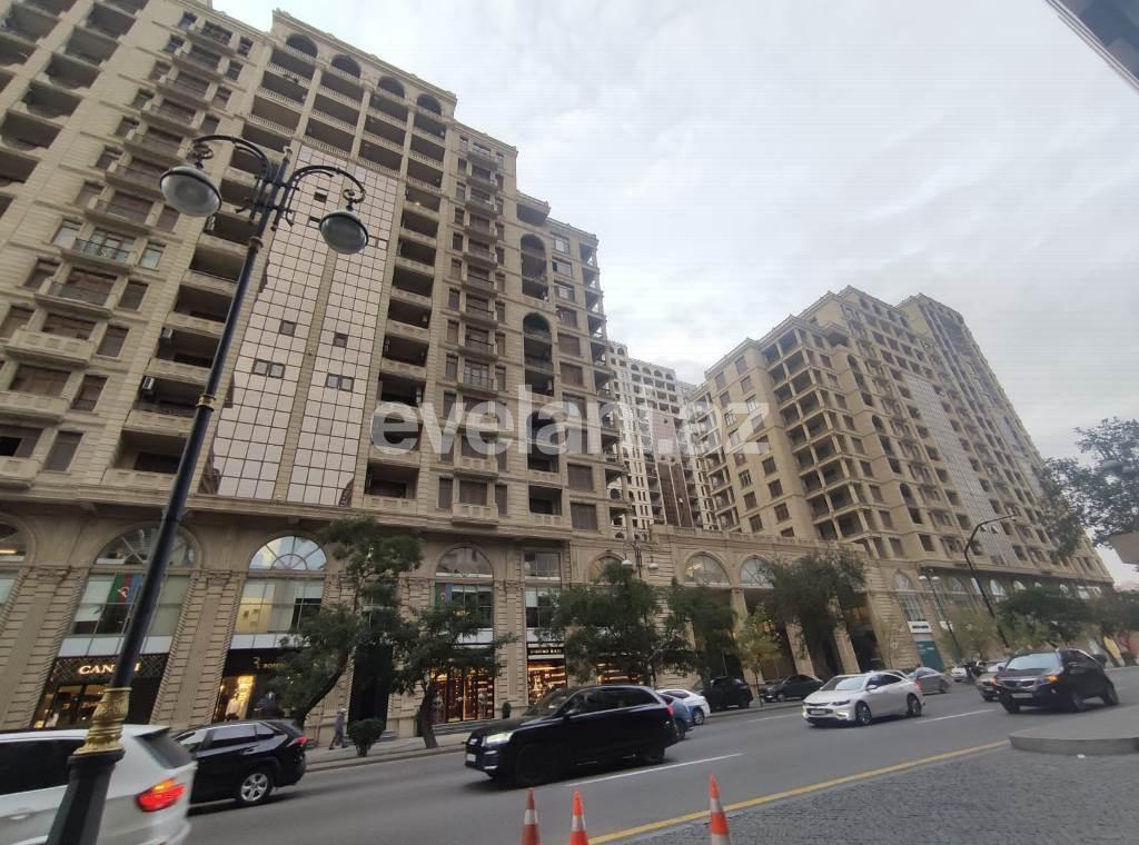 Sale, new building, 4 room, 220 m², Baku, 28 may m.