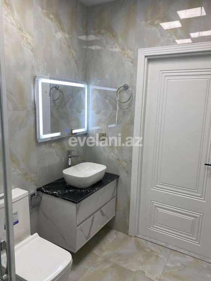 Satılır, yeni tikili, 2 otaqlı, 71 m², Bakı, Nizami r, Qara Qarayev m.