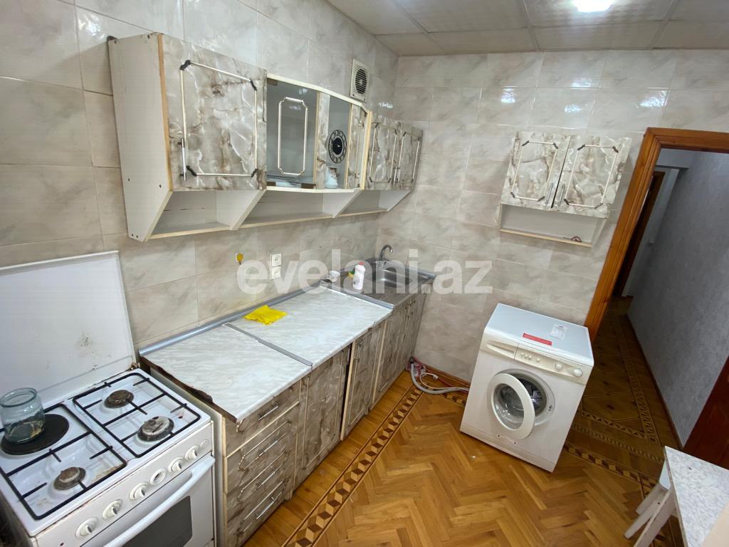 Rent, old building, 3 room, 70 m², Baku, Nizami r, Gara Garayev m.