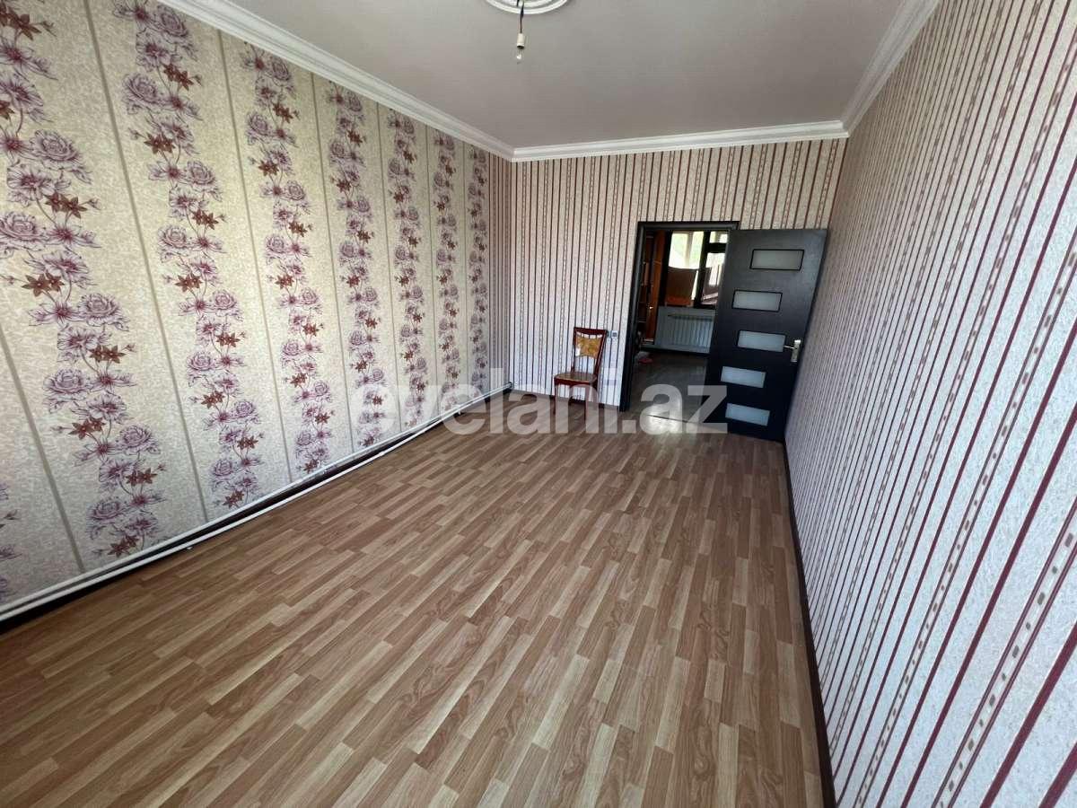 Kirayə verilir, köhnə tikili, 2 otaqlı, 50 m², Bakı, Nəsimi r, 4-cü mikrorayon q, Memar Əcəmi m.