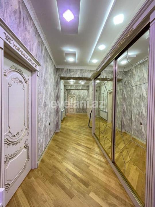 Satılır, yeni tikili, 4 otaqlı, 160 m², Bakı, Binəqədi r, 9-cu mikrorayon q.