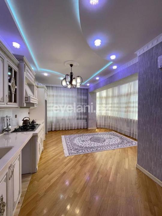 Satılır, yeni tikili, 4 otaqlı, 160 m², Bakı, Binəqədi r, 9-cu mikrorayon q.