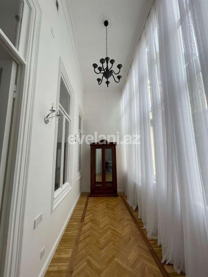 Kirayə verilir, köhnə tikili, 3 otaqlı, 127 m², Bakı, Nəsimi r, 28 may m.