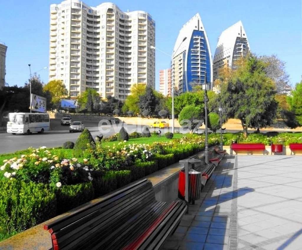 Satılır, yeni tikili, 4 otaqlı, 168 m², Bakı, Yasamal r, Elmlər Akademiyası m.