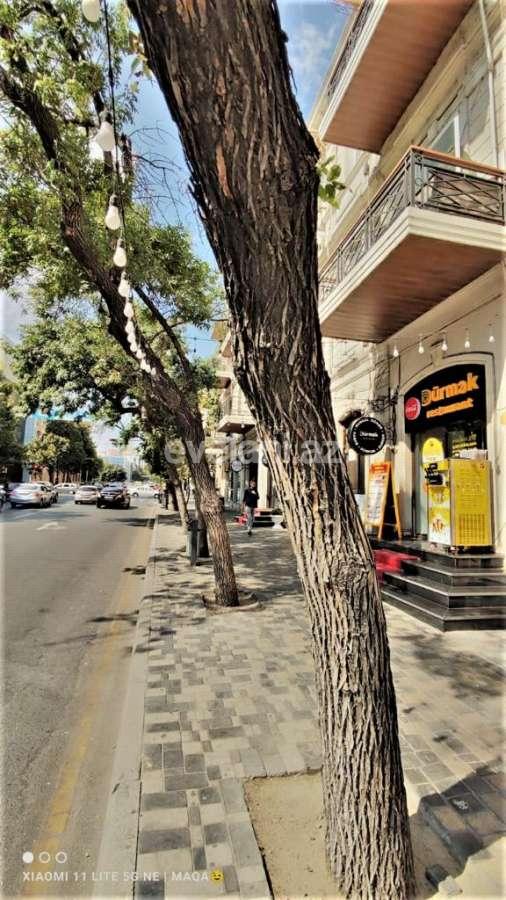 Сдаётся, вторичка, 3-комнаты, 140 m², Баку, Насиминский r, 28 мая m.