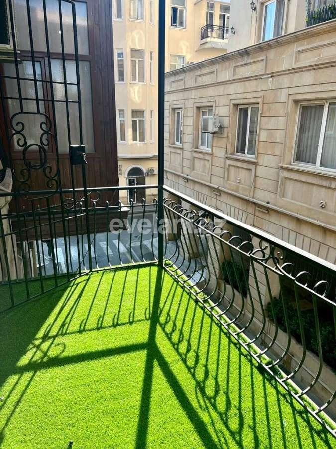 Rent, old building, 3 room, 100 m², Baku, Sabail r, Sahil m.