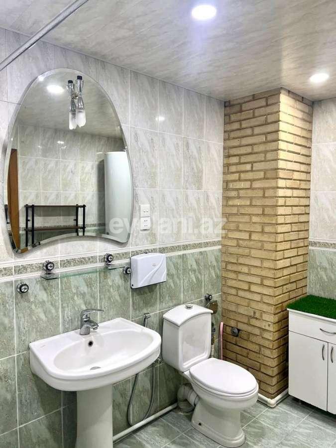 Rent, old building, 3 room, 100 m², Baku, Sabail r, Sahil m.