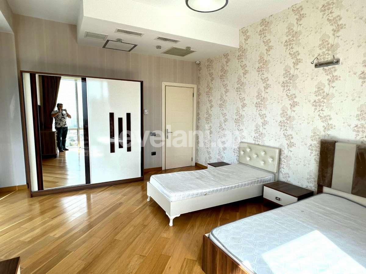 Rent, new building, 3 room, 161 m², Baku, Yasamal r, Elmlar Akademiyası m.