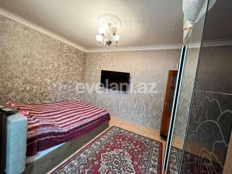 Satılır, köhnə tikili, 3 otaqlı, 55 m², Bakı, Suraxanı r, Yeni Günəşli q, Xalqlar Dostluğu m.