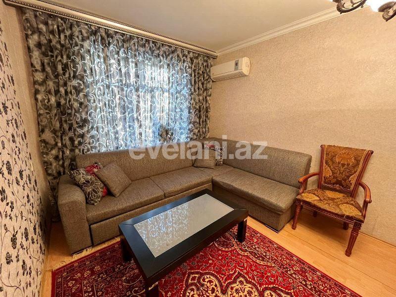 Satılır, köhnə tikili, 3 otaqlı, 55 m², Bakı, Suraxanı r, Yeni Günəşli q, Xalqlar Dostluğu m.