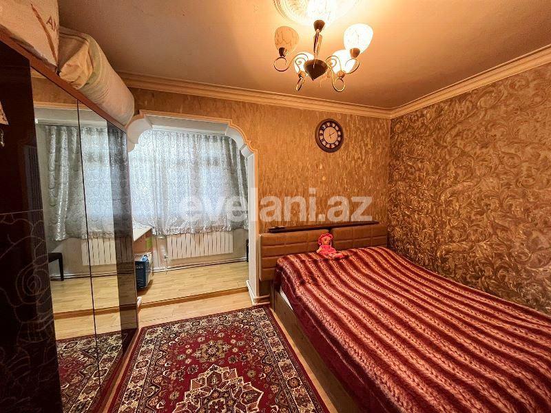 Satılır, köhnə tikili, 3 otaqlı, 55 m², Bakı, Suraxanı r, Yeni Günəşli q, Xalqlar Dostluğu m.