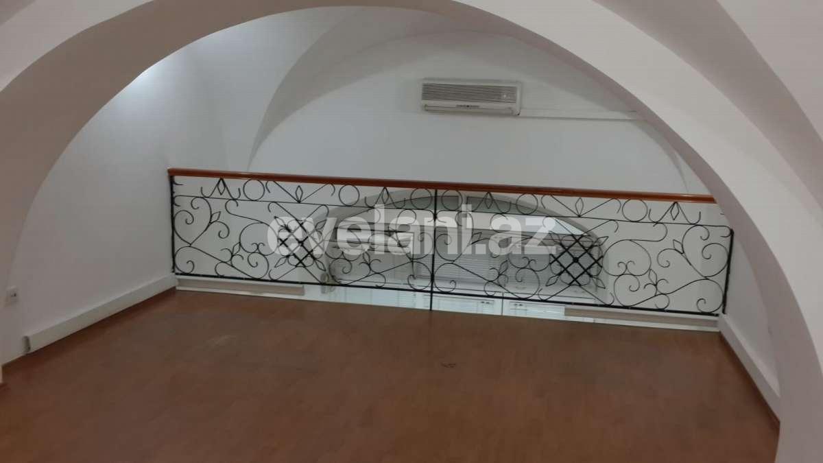 Kirayə verilir, ofis, 2 otaqlı, 60 m², Bakı, Səbail r, Sahil m.