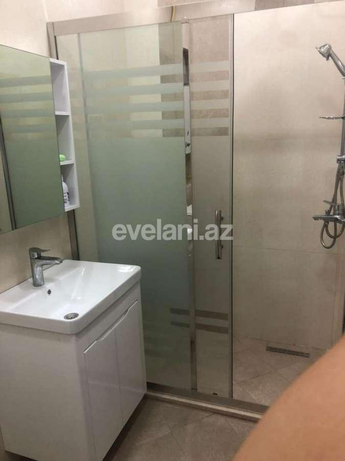 Kirayə verilir, köhnə tikili, 2 otaqlı, 65 m², Bakı, Səbail r, Sahil m.