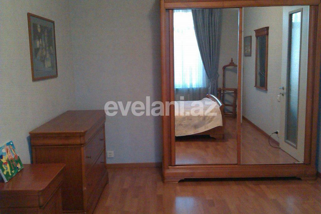 Kirayə verilir, köhnə tikili, 2 otaqlı, 65 m², Bakı, Səbail r, Sahil m.